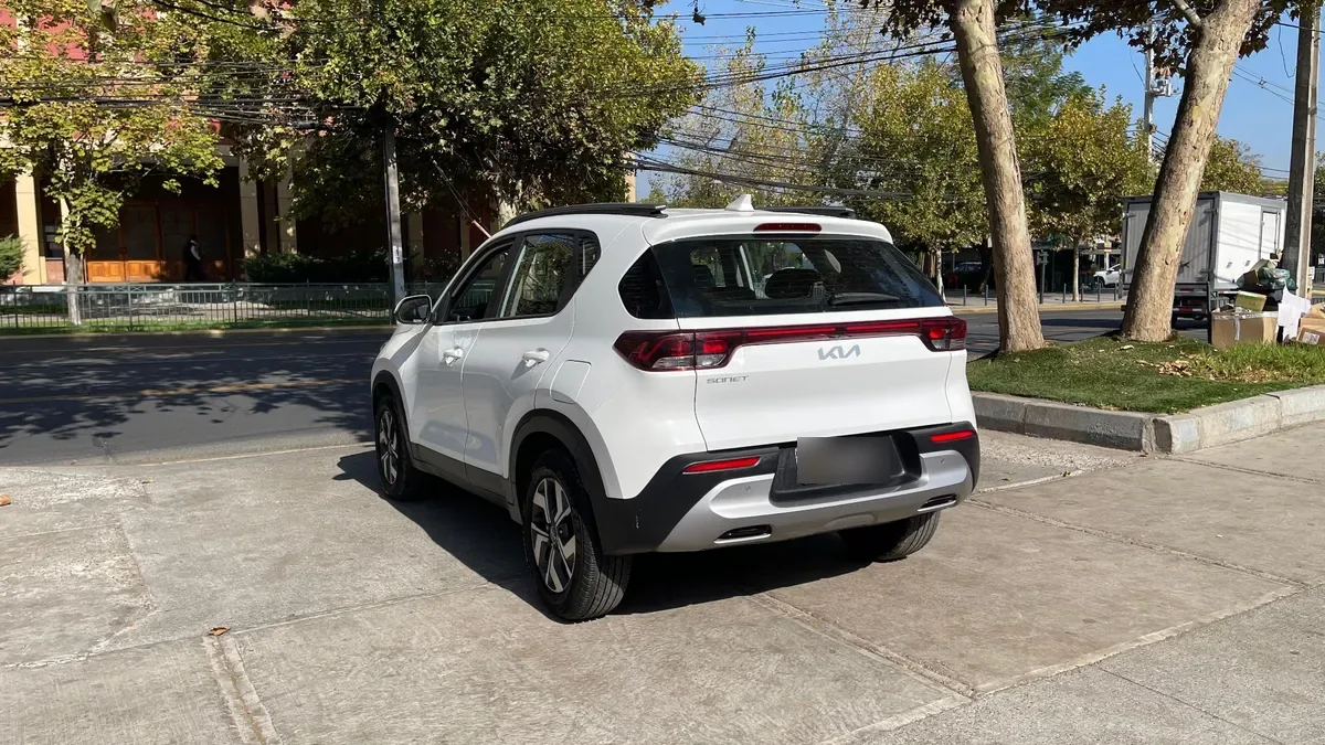 KIA MOTORS SONET 1.5 Ex At año 2024