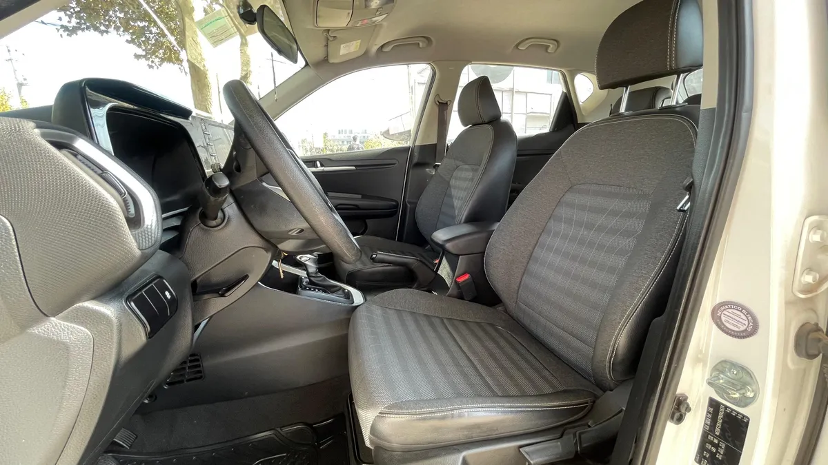 KIA MOTORS SONET 1.5 Ex At año 2024