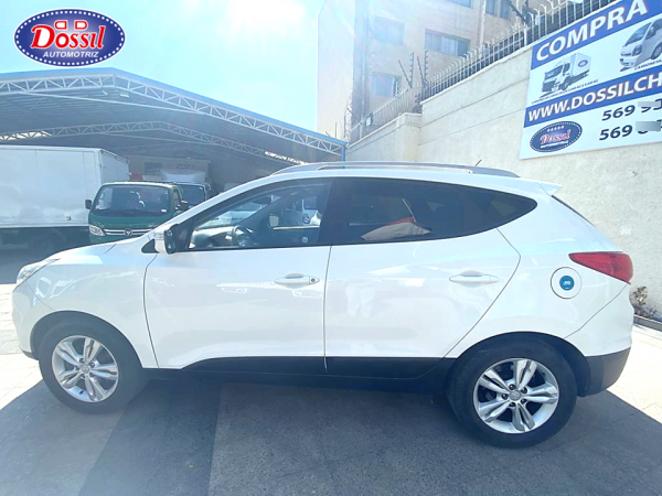 HYUNDAI TUCSON 2.0 Crdi Lm Gl At 4x4 Diesel año 2013