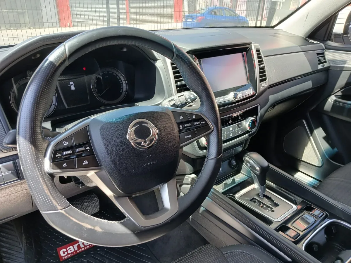 SSANGYONG REXTON Otra año 2021