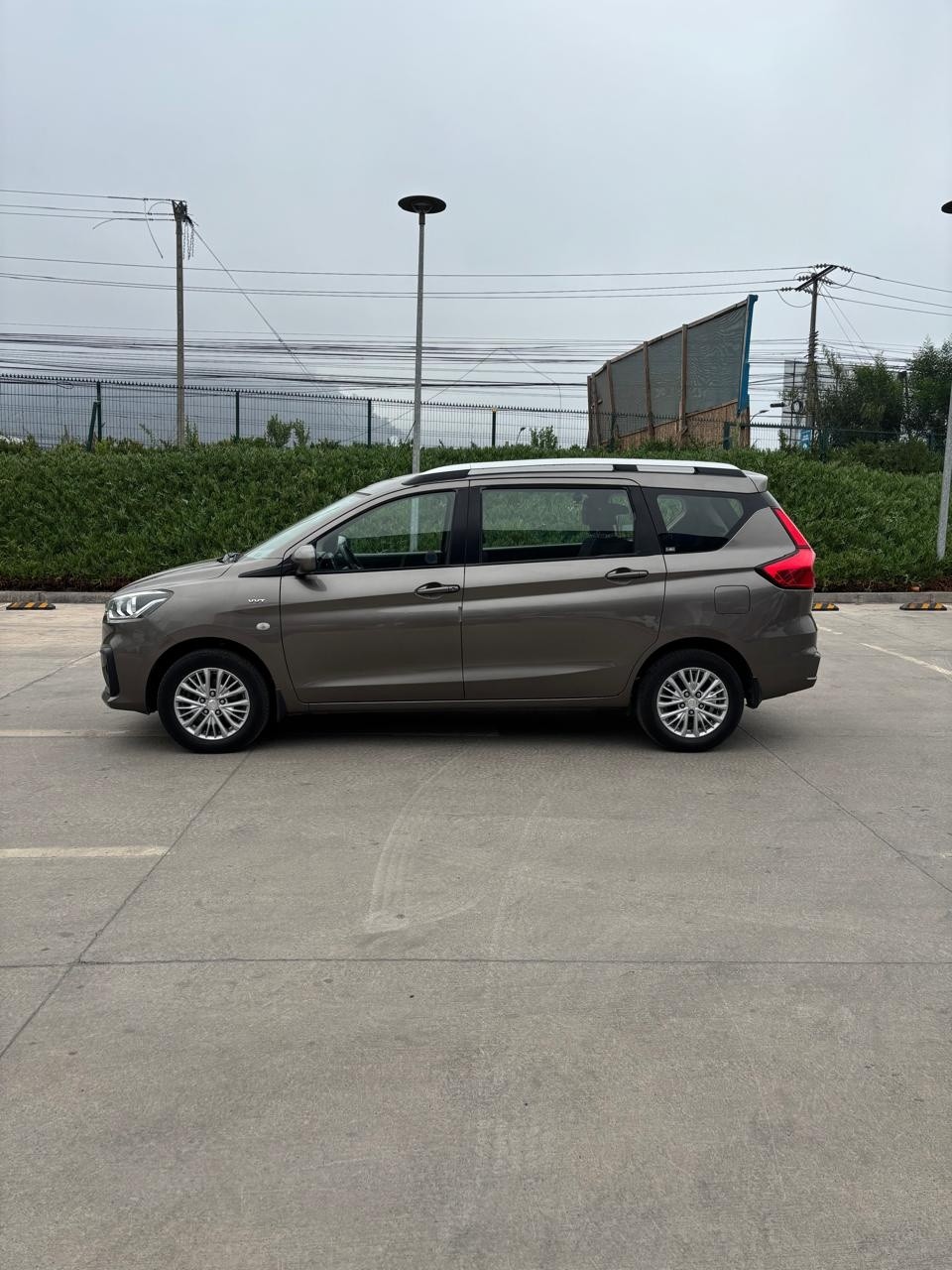 SUZUKI ERTIGA 1.5 Glx Plus Mt año 2021