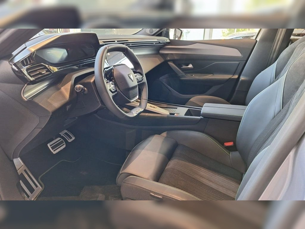 Peugeot 308 1.2 Gt Puretech 130 At año 2025