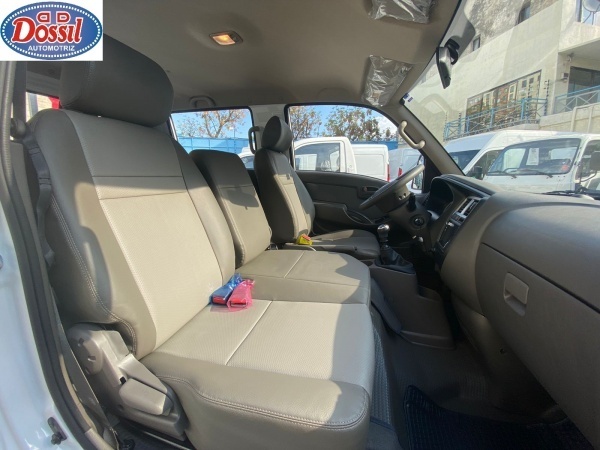 Hyundai PORTER 2.5 Crdi Gl Dc 2ab Ac Mt Diesel año 2023