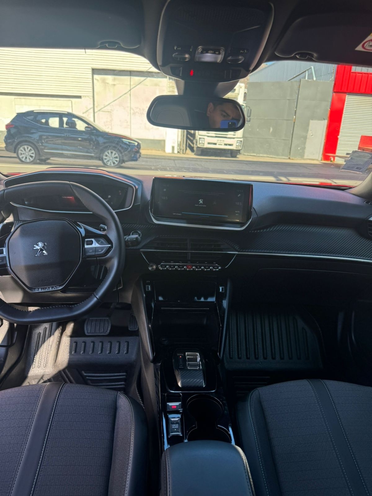 PEUGEOT 2008 1.5 Gt Bluehdi 130 At Diesel año 2024