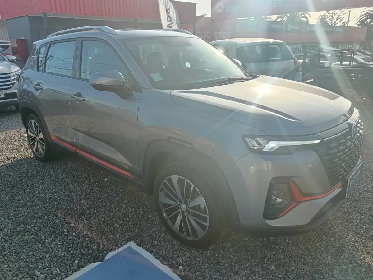 CHANGAN CS35 1.4 Plus Elite At año 2022