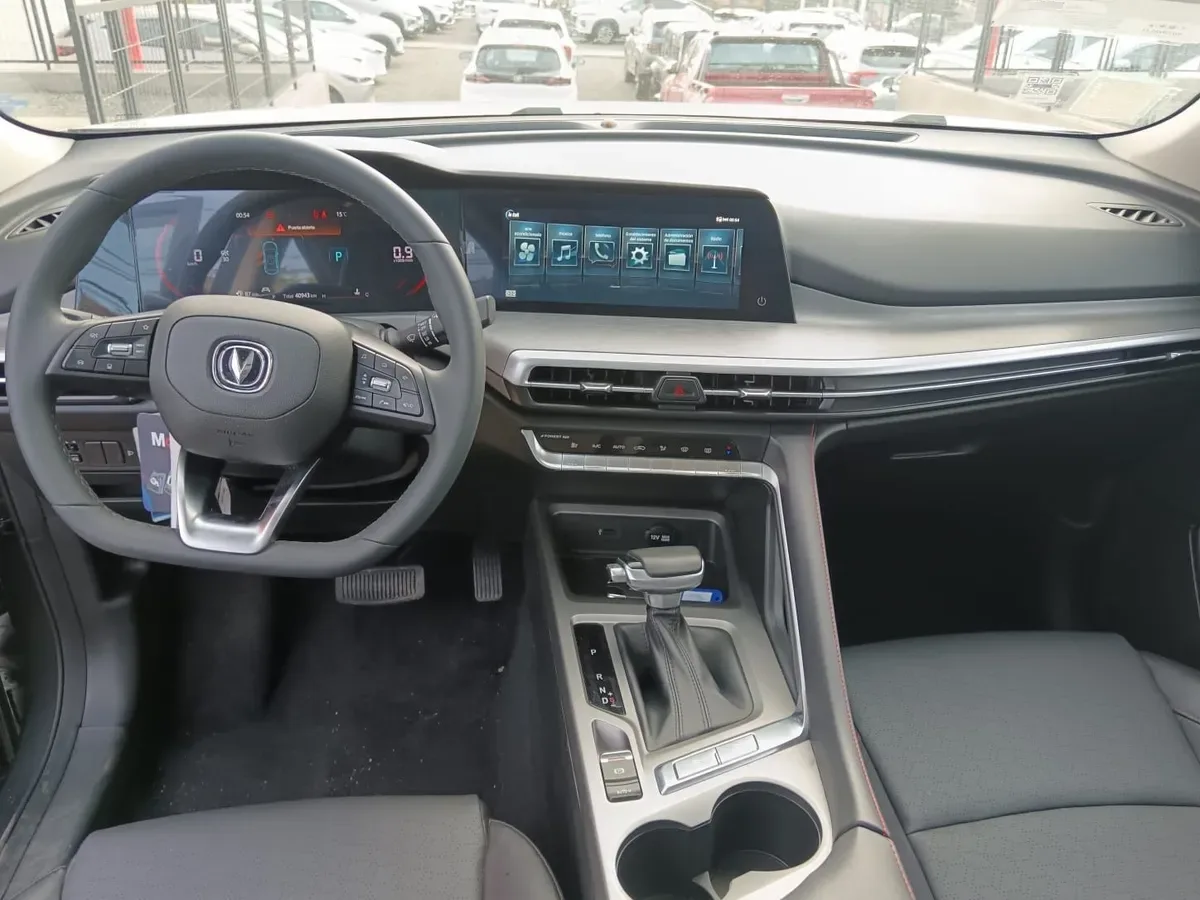 CHANGAN CS35 1.4 Plus Elite At año 2023