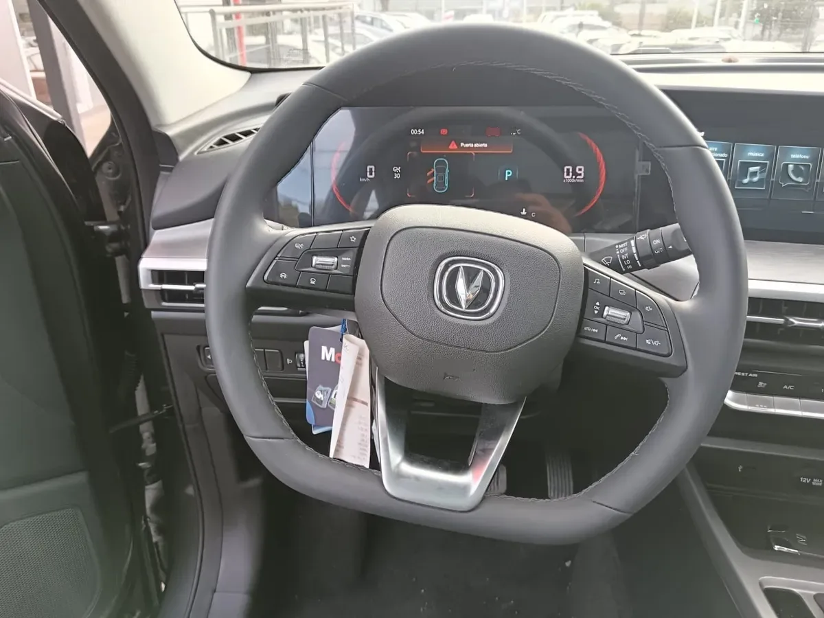 CHANGAN CS35 1.4 Plus Elite At año 2023