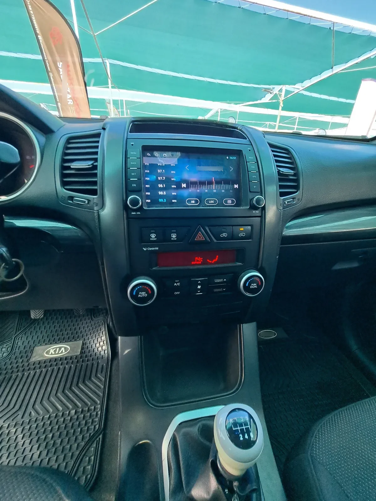 KIA MOTORS SORENTO 2.4 Ex Mt 4x4 año 2012