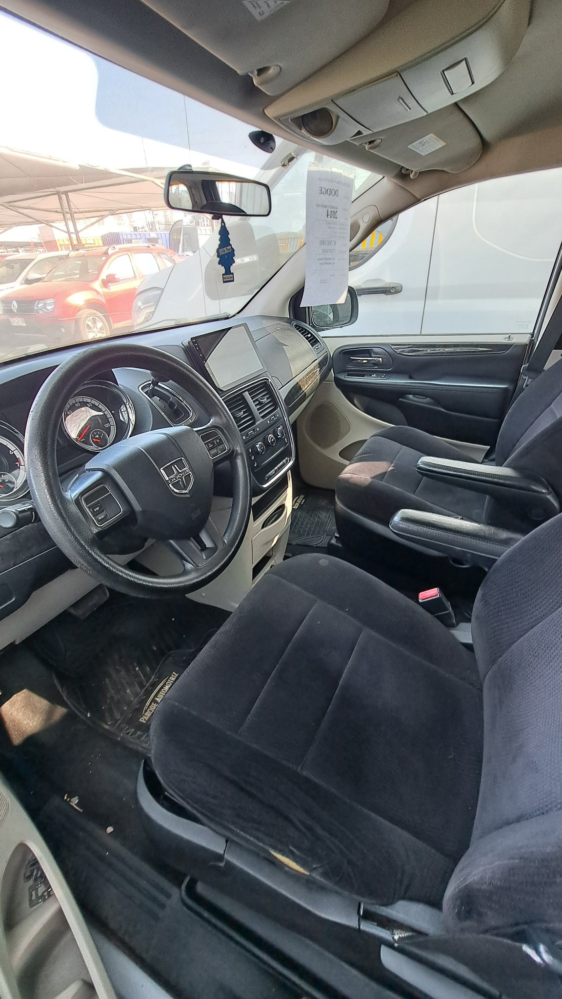 DODGE GRAND CARAVAN 3.6 Se At año 2014