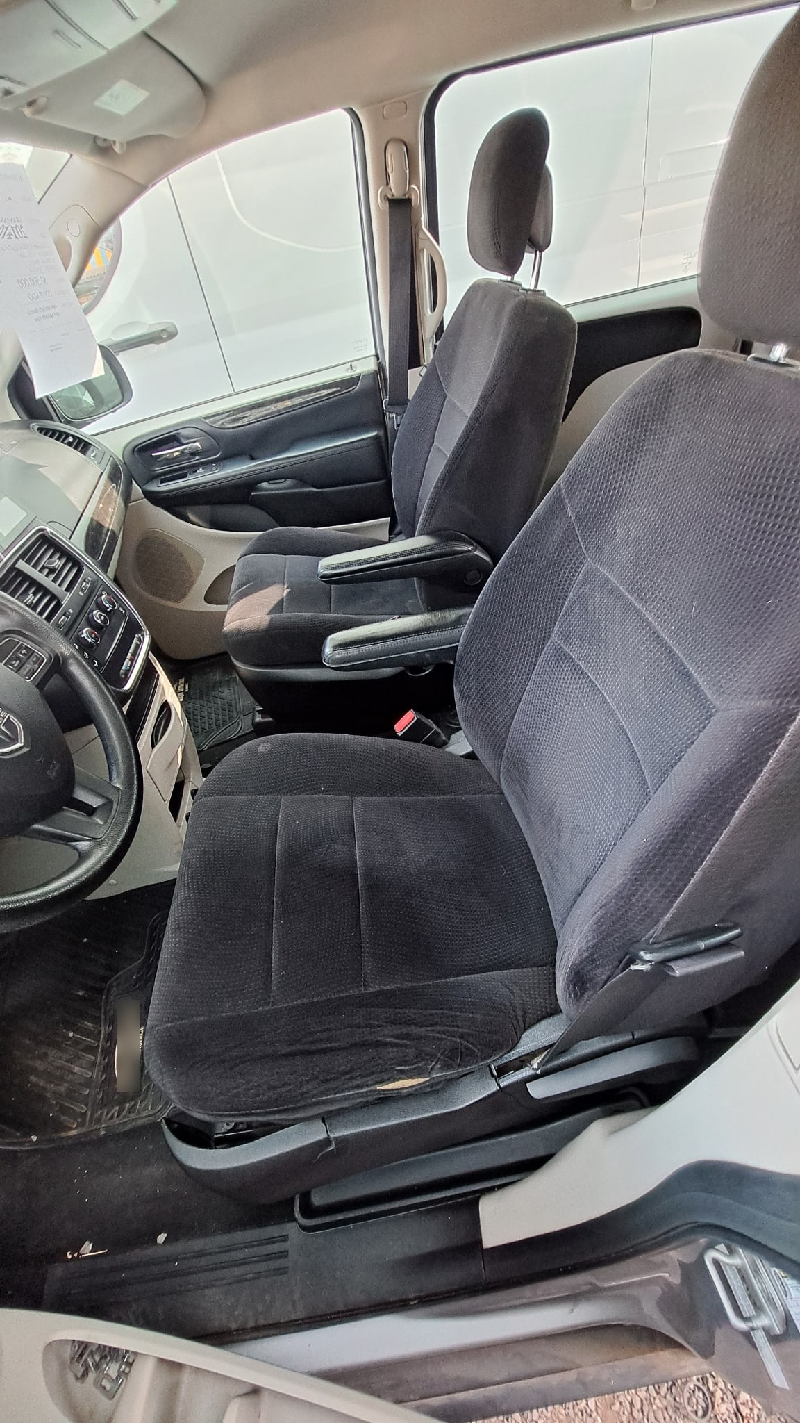 DODGE GRAND CARAVAN 3.6 Se At año 2014