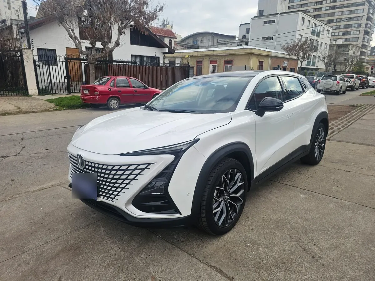 Changan UNI-T 1.5 Elite At año 2023