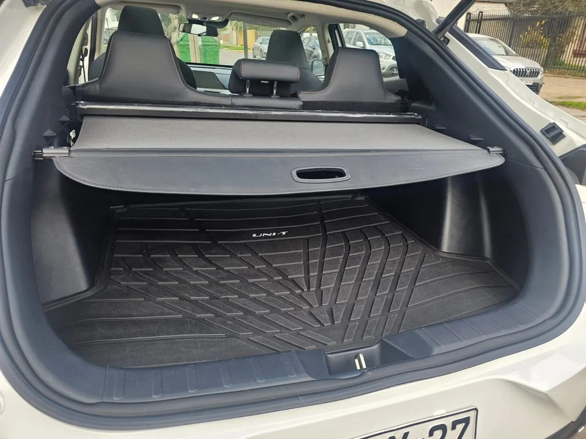 Changan UNI-T 1.5 Elite At año 2023