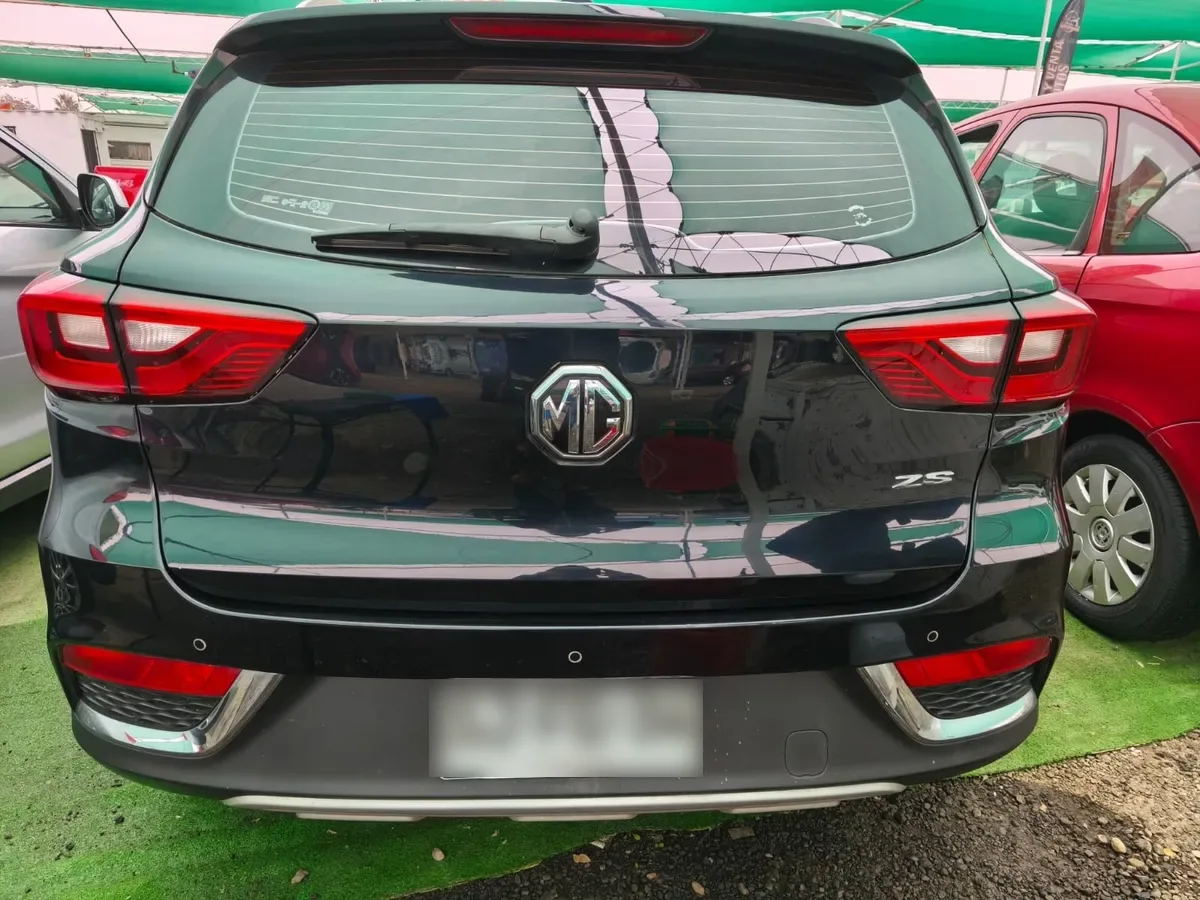 MG ZS 1.5 Std At año 2023