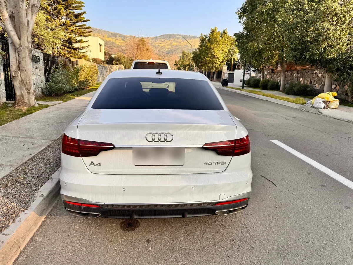 AUDI A4 2.0 40 Tfsi Sport At año 2022