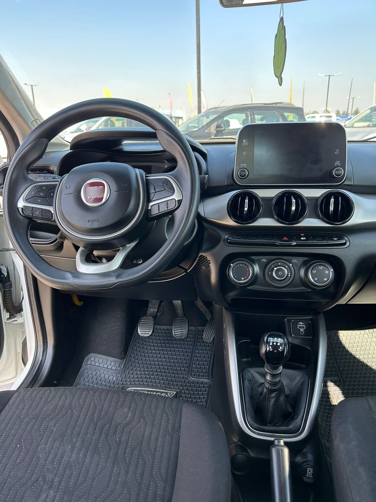 FIAT CRONOS 1.3 Drive Mt año 2021