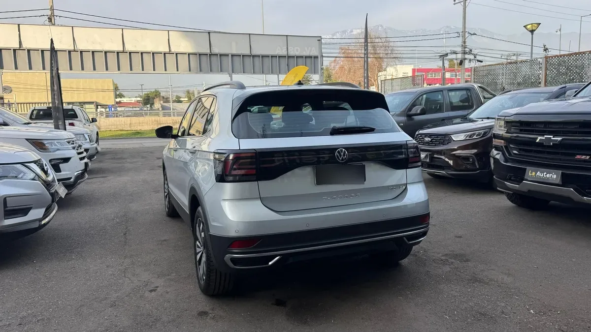 VOLKSWAGEN T-CROSS 1.0 Tsi Trendline Lite Mt año 2023