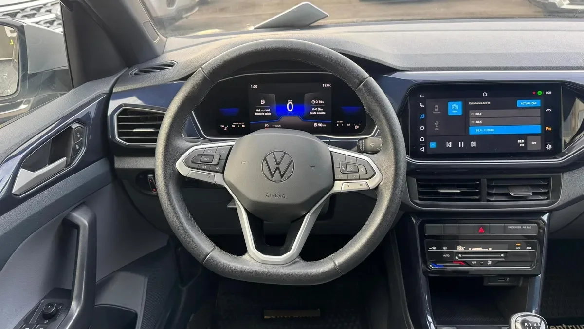VOLKSWAGEN T-CROSS 1.0 Tsi Trendline Lite Mt año 2023
