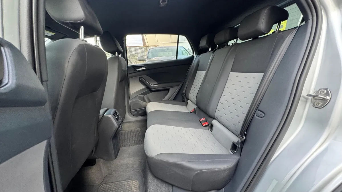VOLKSWAGEN T-CROSS 1.0 Tsi Trendline Lite Mt año 2023
