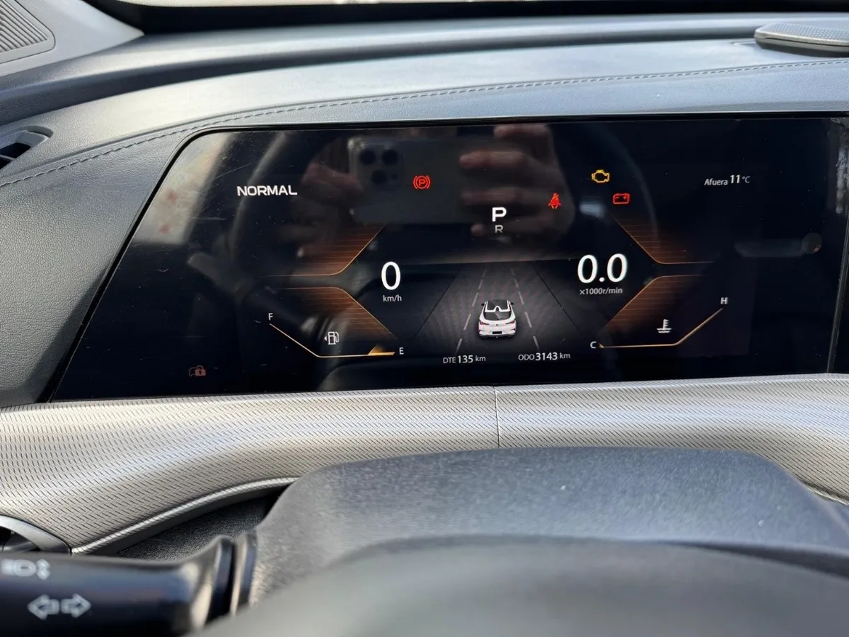 Changan UNI-T 1.5 Luxury At año 2024