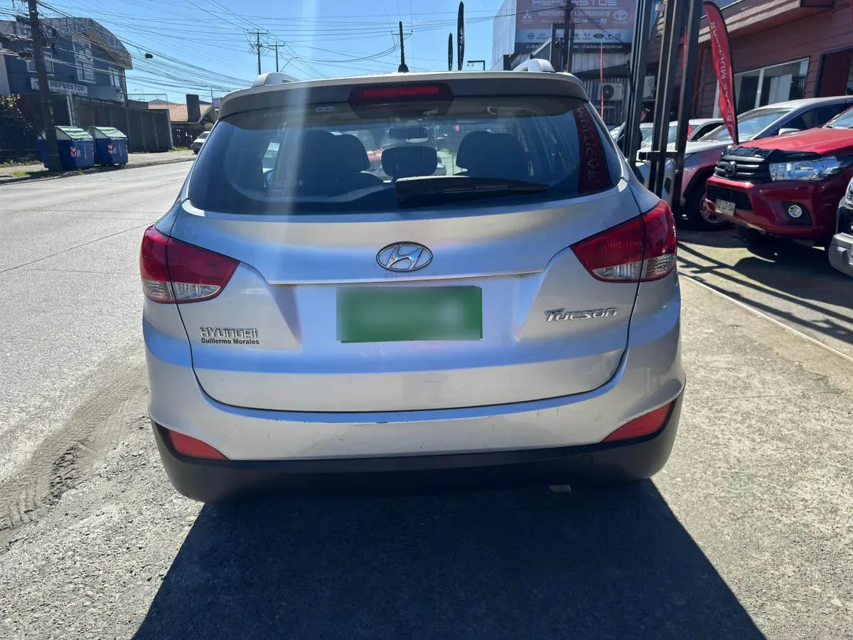 HYUNDAI TUCSON 2.0 Lm Gl 5mt Base Mt año 2012