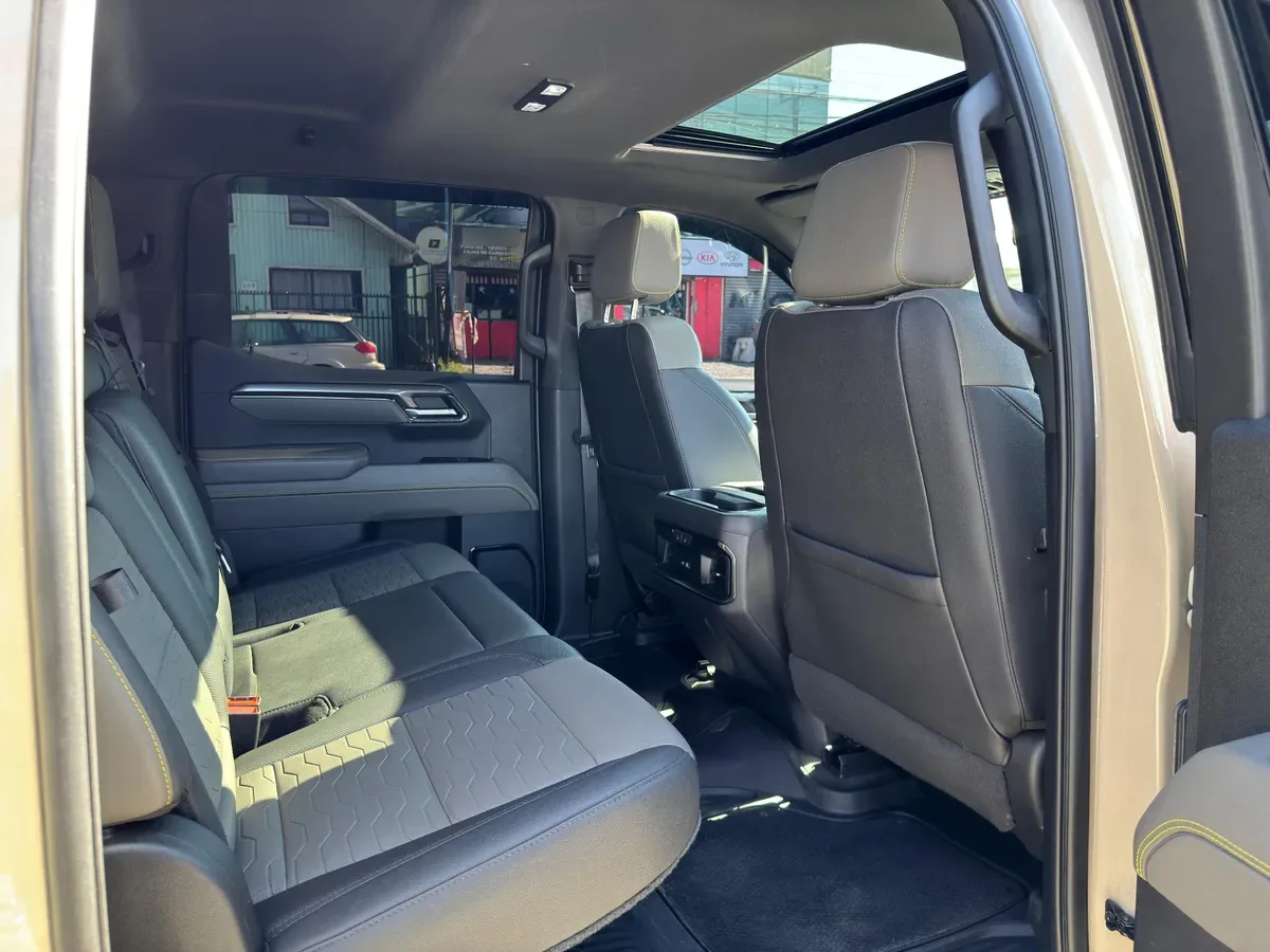 CHEVROLET SILVERADO 6.2 Zr2 At 4x4 año 2023