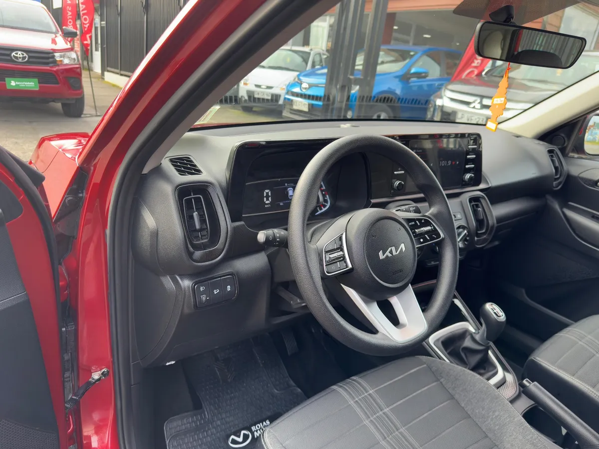 KIA MOTORS SONET 1.5 Ex Full Mt año 2024