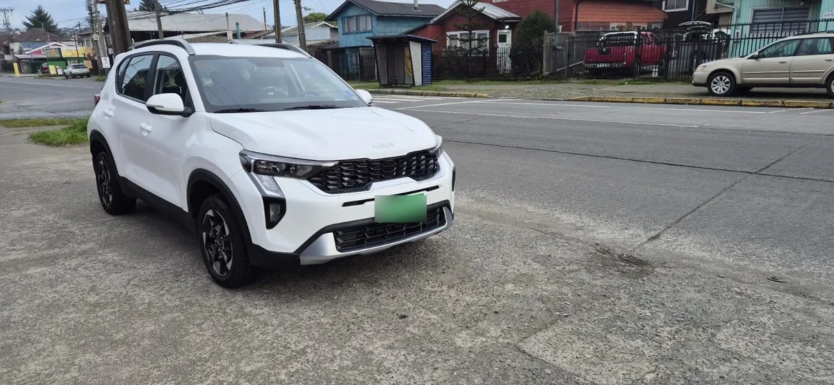 KIA MOTORS SONET 1.5 Ex Full Mt año 2025