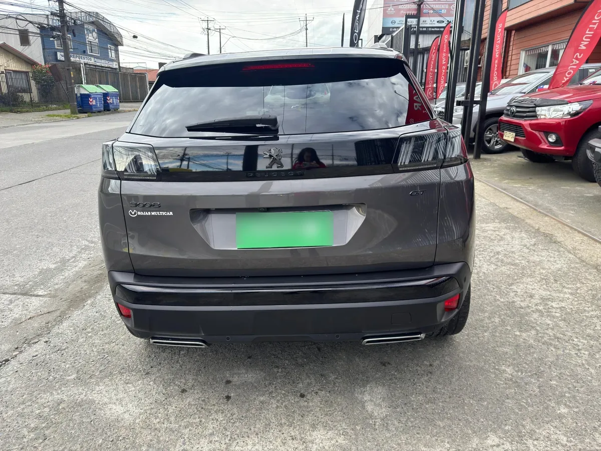 PEUGEOT 3008 1.5 Gt Black Pack Bluehdi 130 Eat8 At año 2024