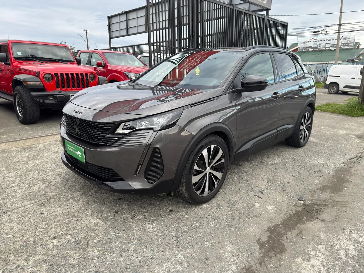 PEUGEOT 3008 1.5 Gt Black Pack Bluehdi 130 Eat8 At año 2024