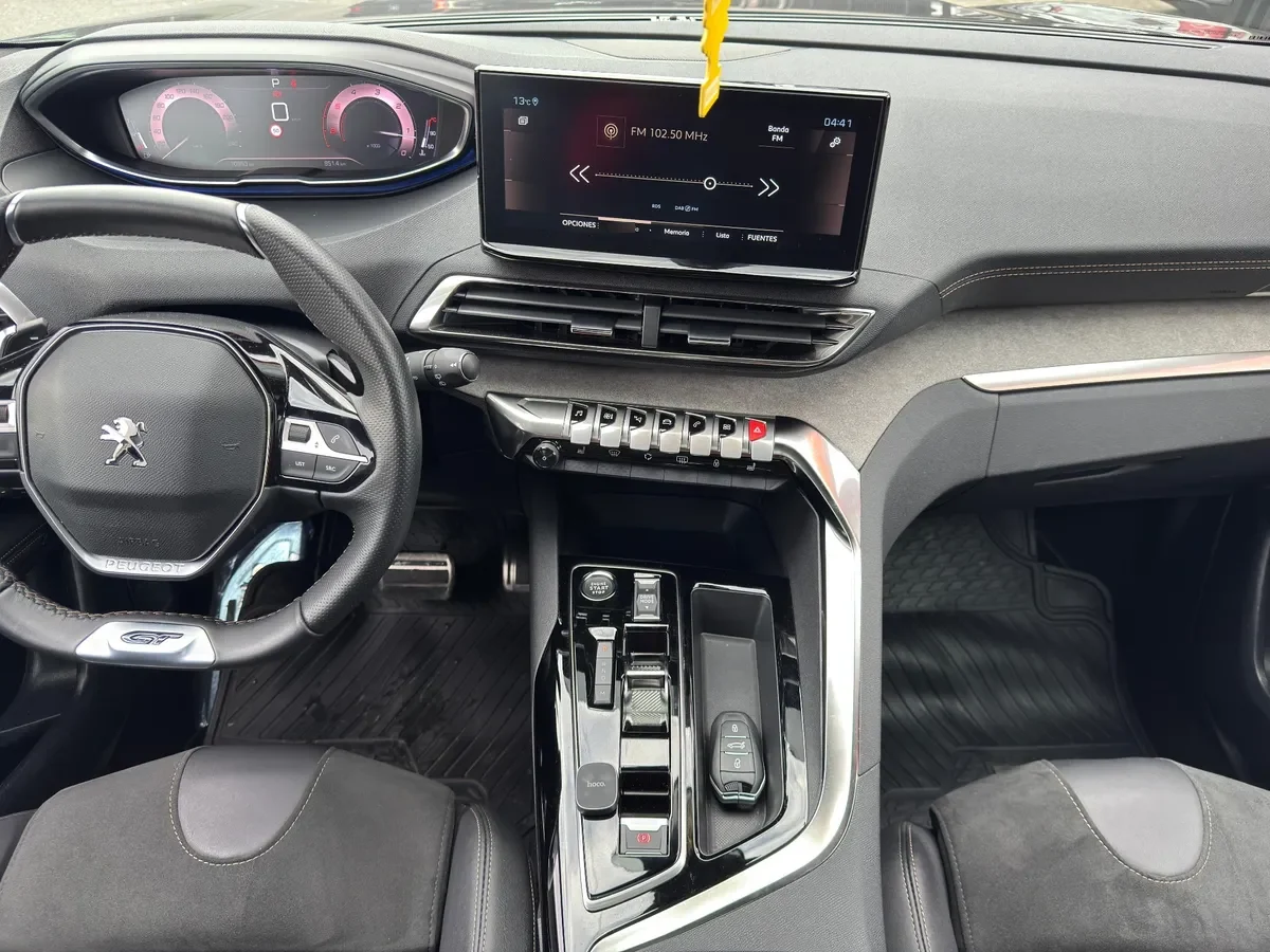 PEUGEOT 3008 1.5 Gt Black Pack Bluehdi 130 Eat8 At año 2024