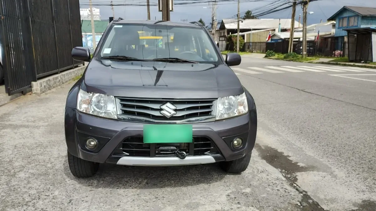 SUZUKI GRAND VITARA 2.4 G Glx Sport Winche 3p Mt 4x4 año 2019