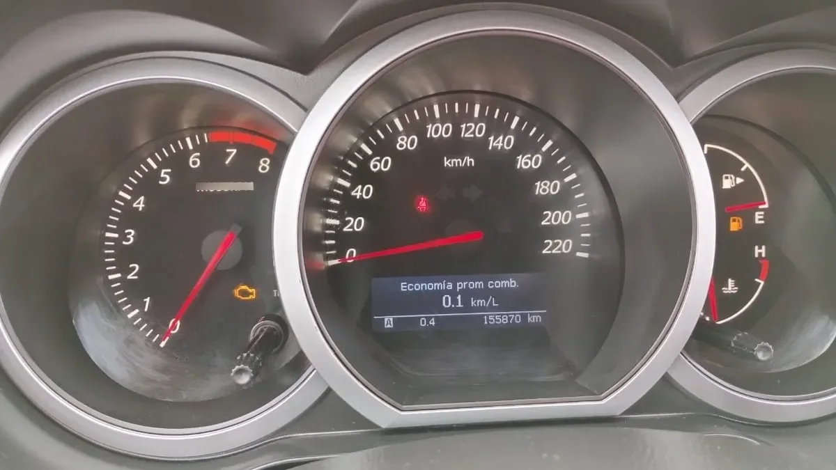 SUZUKI GRAND VITARA 2.4 G Glx Sport Winche 3p Mt 4x4 año 2019
