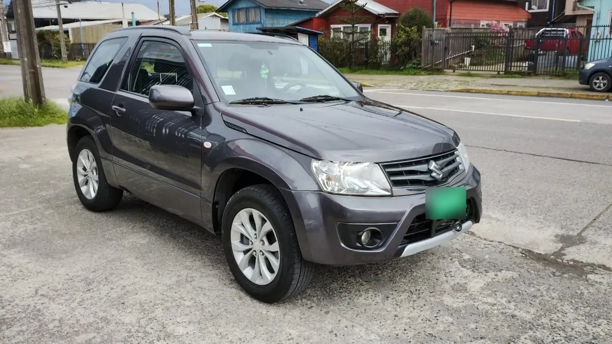 SUZUKI GRAND VITARA 2.4 G Glx Sport Winche 3p Mt 4x4 año 2019