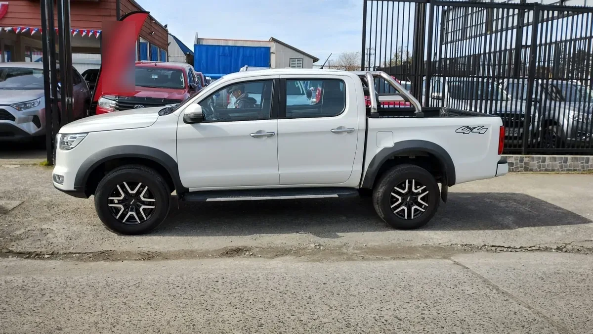 JAC T8 2.0 Comfort Mt 4x2 Diesel año 2023