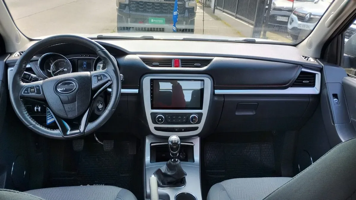 JAC T8 2.0 Comfort Mt 4x2 Diesel año 2023