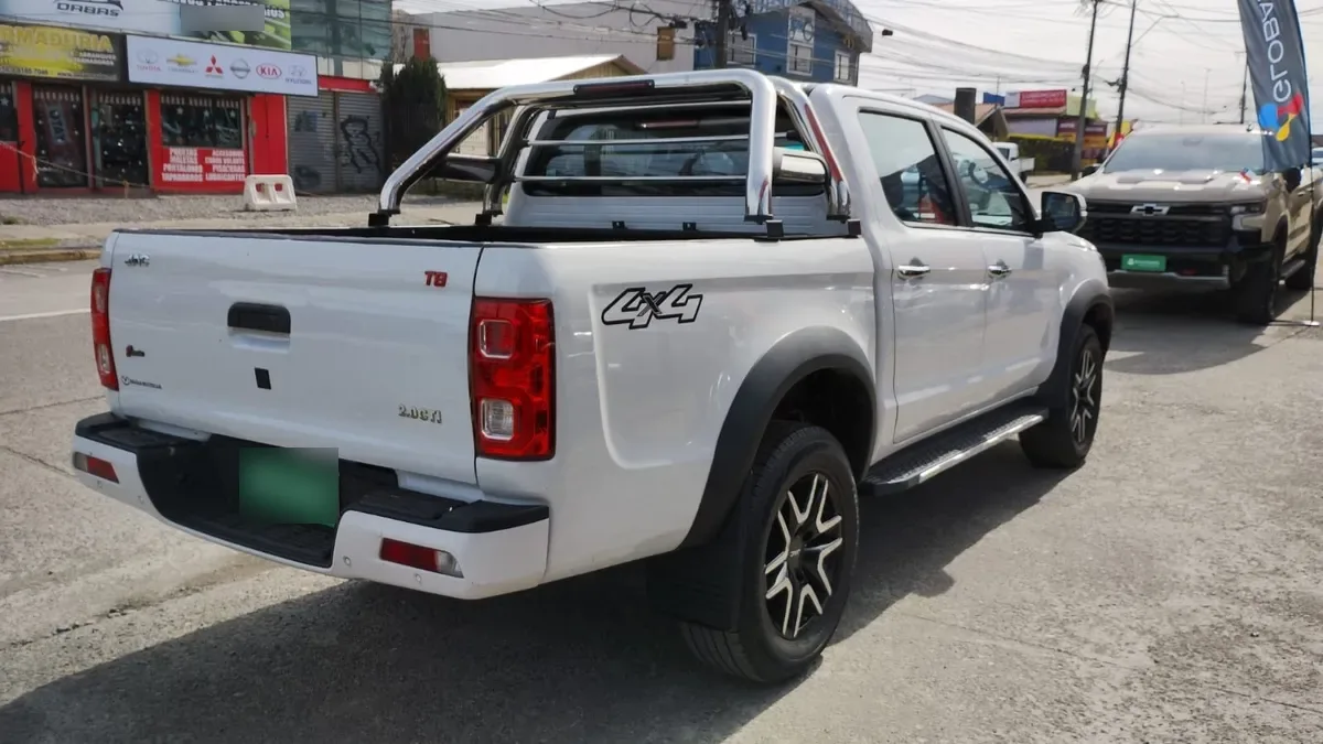 JAC T8 2.0 Comfort Mt 4x2 Diesel año 2023