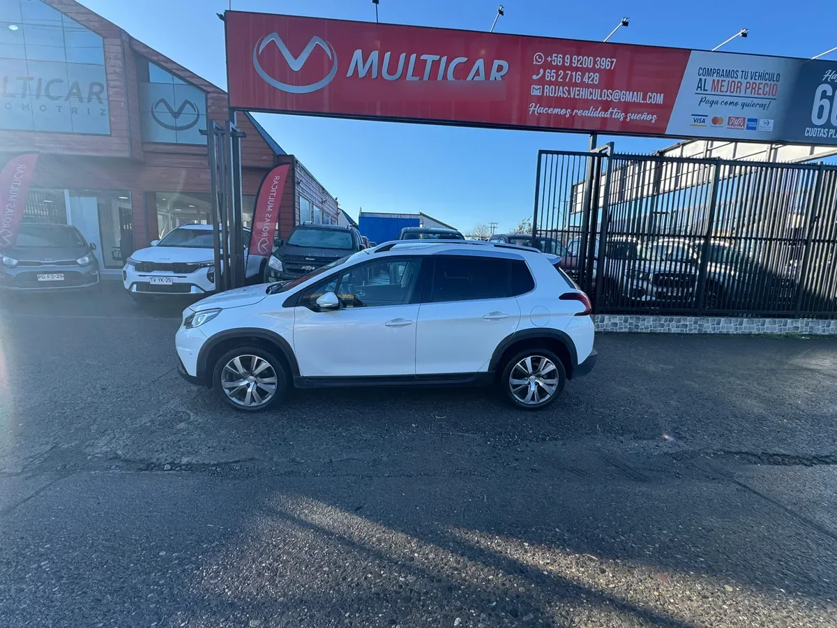 Peugeot 2008 Blue Hdi 130 Eat8 1.5 Aut año 2023