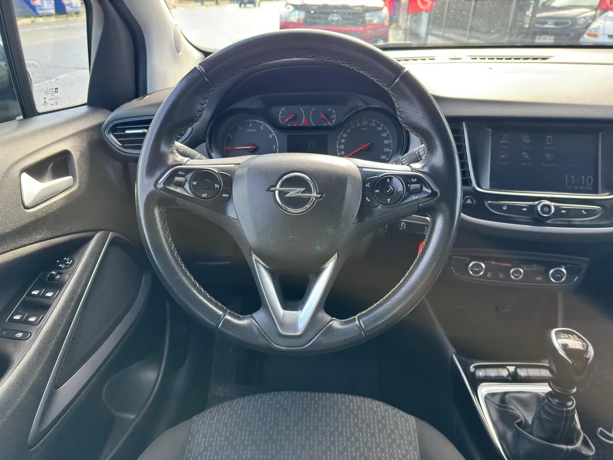 Opel CROSSLAND Mt6 1.2t año 2023