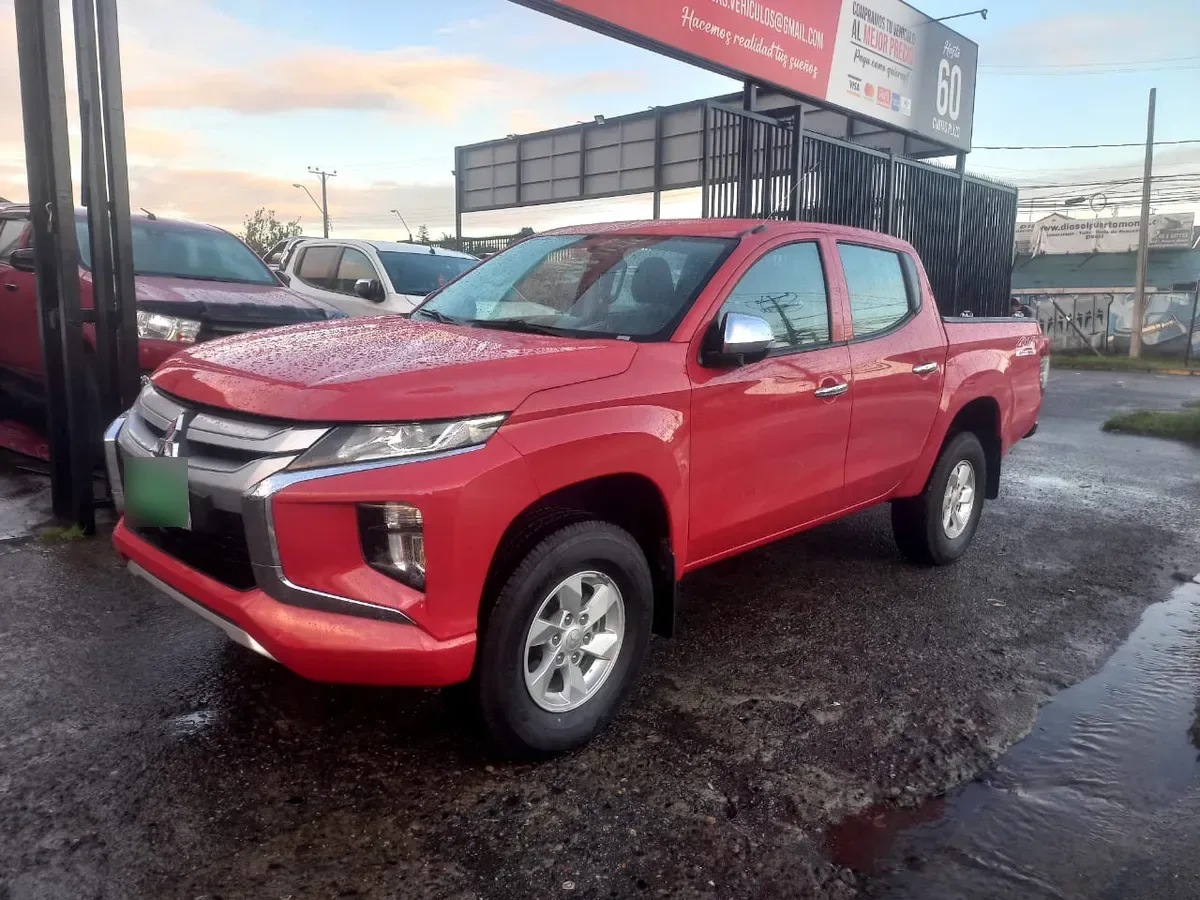 Mitsubishi L200 Katana Crt 4x4 2.4 año 2020