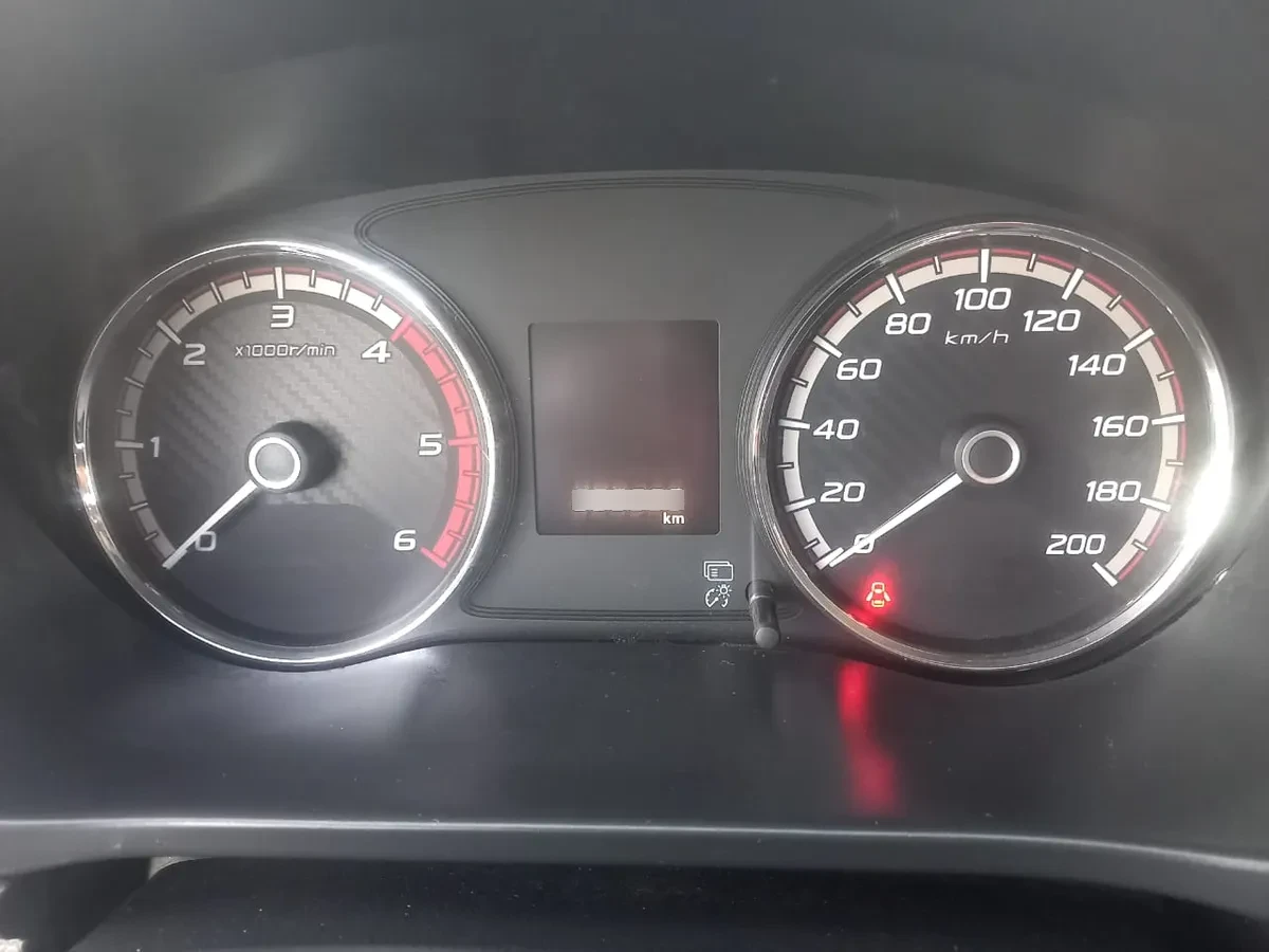 Mitsubishi L200 Katana Crt 4x4 2.4 año 2020