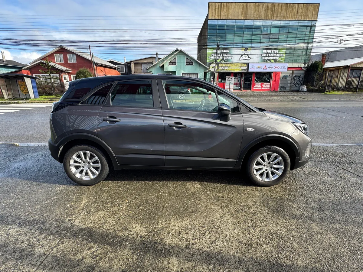 Opel CROSSLAND Mt6 1.2t año 2023
