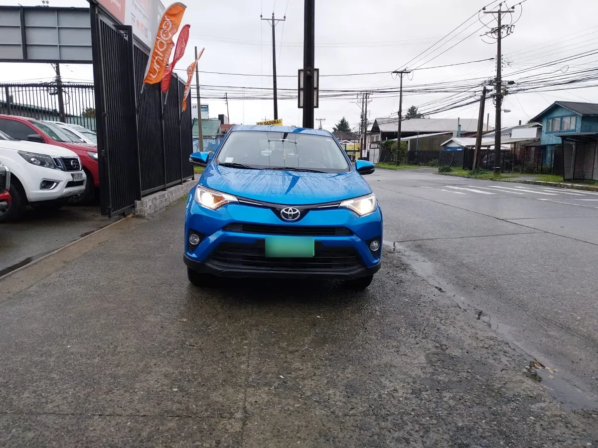 Toyota RAV 4 2,0 año 2018