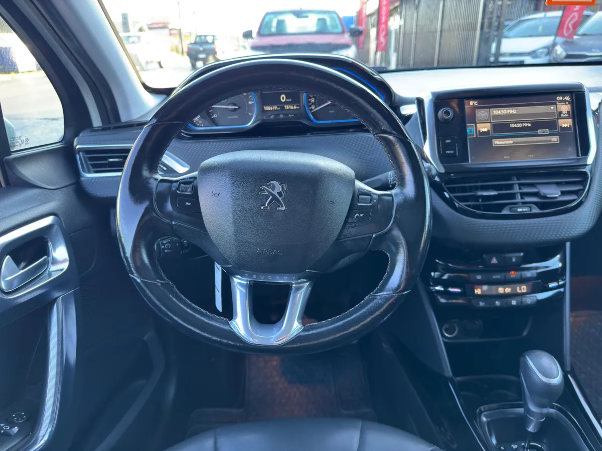 Peugeot 2008 Blue Hdi 130 Eat8 1.5 Aut año 2023