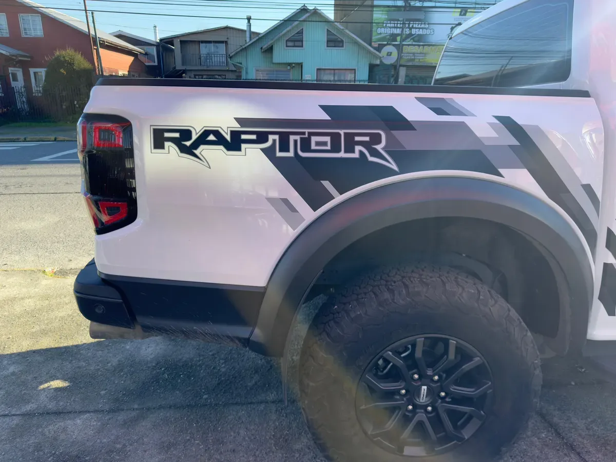 Ford RANGER Raptor 4x4 3.0 año 2024