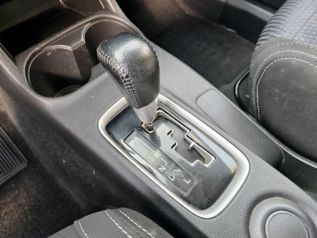 MITSUBISHI OUTLANDER 2.4 Gls At 4x4 año 2017