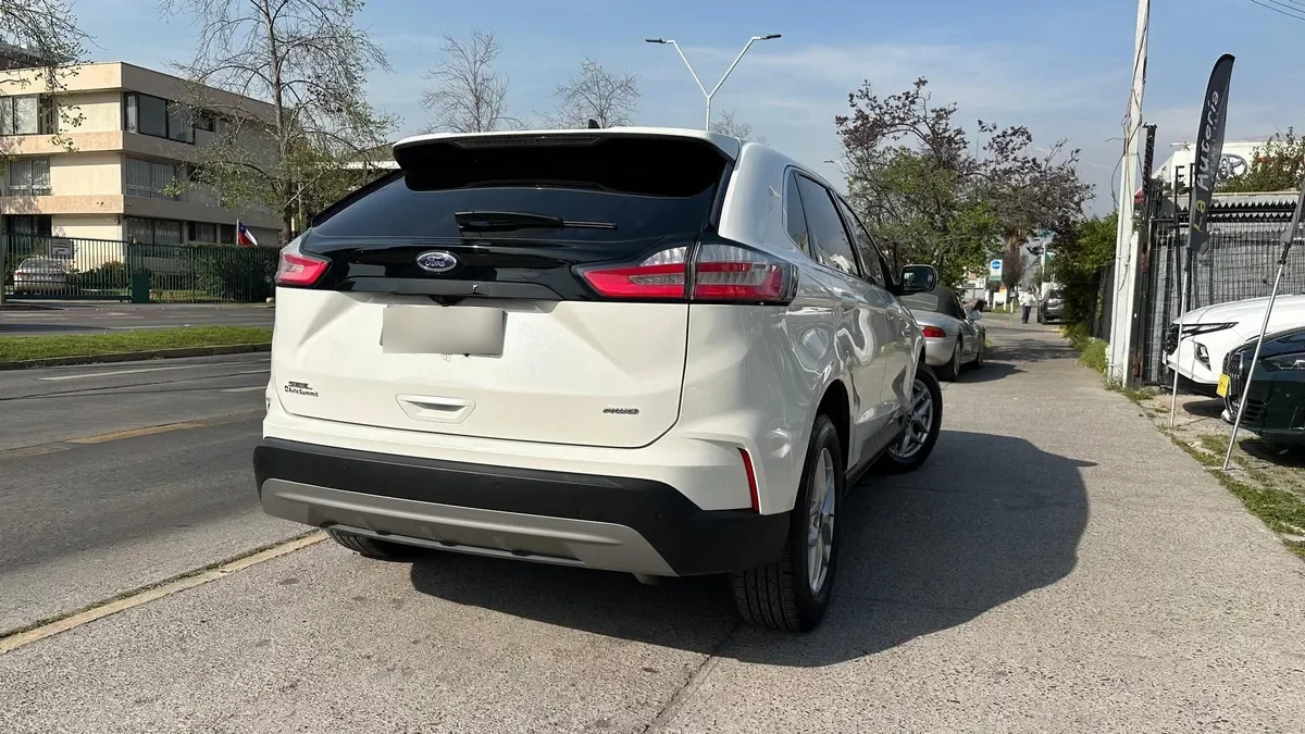 Ford EDGE Awd 2.0cvt año 2024