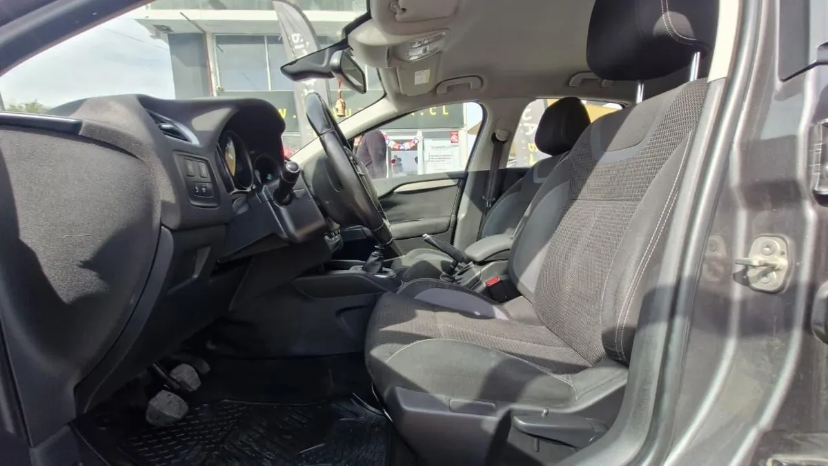 Citroen C4 Hb 1.6 año 2017