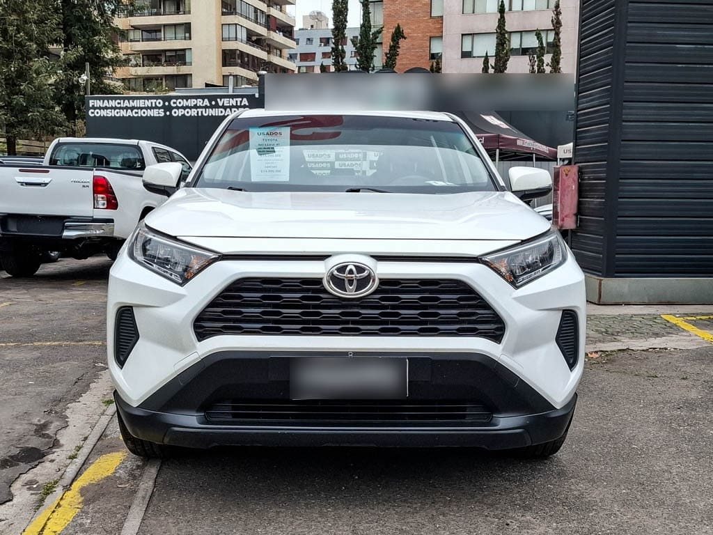 TOYOTA RAV4 Le 2.0 Mt año 2019