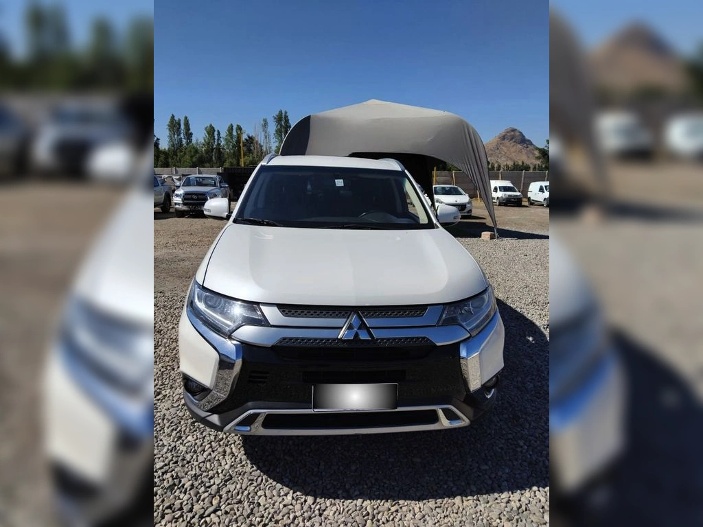 MITSUBISHI OUTLANDER 2.0 4x2 Mt 5p año 2021