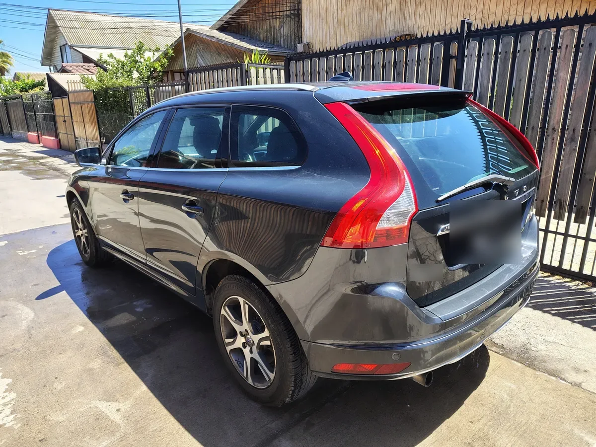 Volvo XC60 2.0 T5 Comfort At año 2014